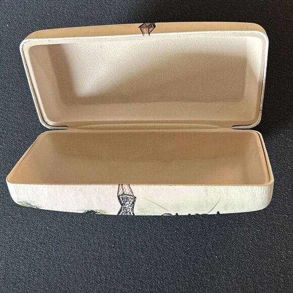 Paris Themed Eyeglass Case - Picture 4 of 4